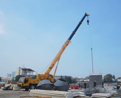 膠州大型罐體設備吊裝展示