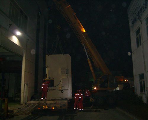 沖床設備搬運展示